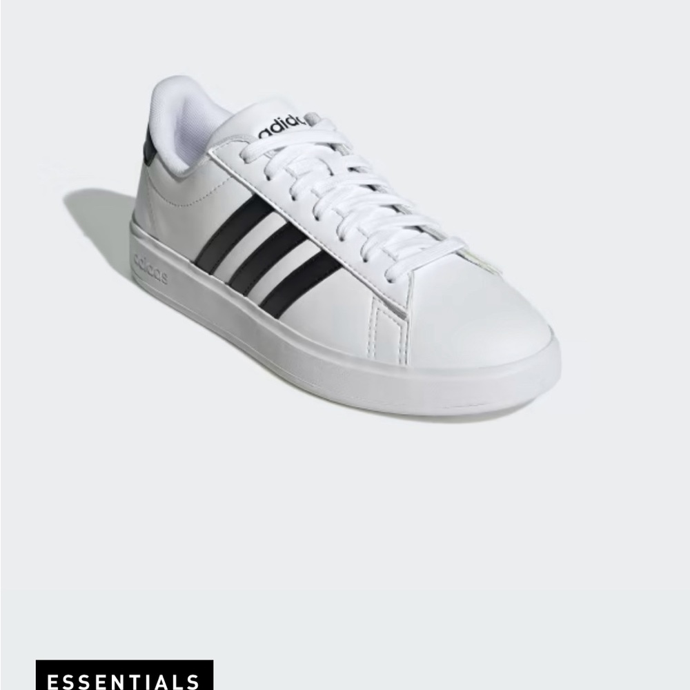 Adidas Grand Court 2.0 white black stripes.size 6.5 woman/unisex.Comes with box!